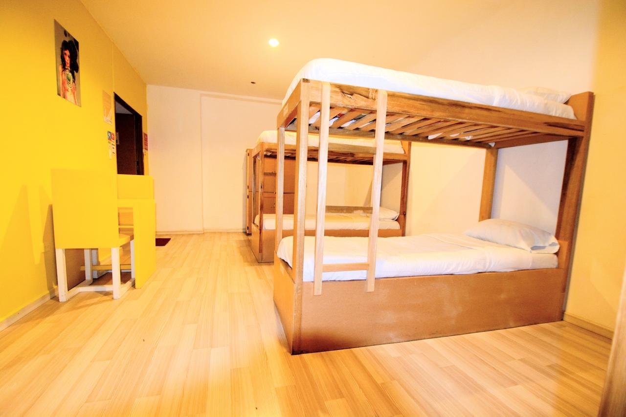 Bauhouse Backpacker Hostel Cuenca Bagian luar foto